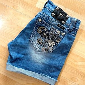 Miss me denim shorts size 29 like new